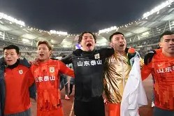 开云-包含重磅！今夜曼联备战意甲山东泰山转会期绝杀压哨，浙江队加时末段远射贴柱的词条